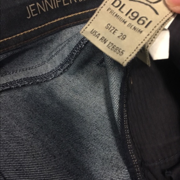 DL1961 Jennifer Jeans Size 29 Like New - Picture 8 of 10